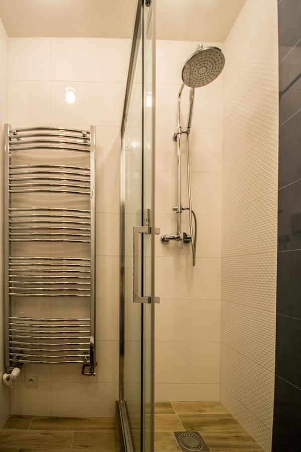 Executive Bright Apt. By Ruterra Praha Bagian luar foto